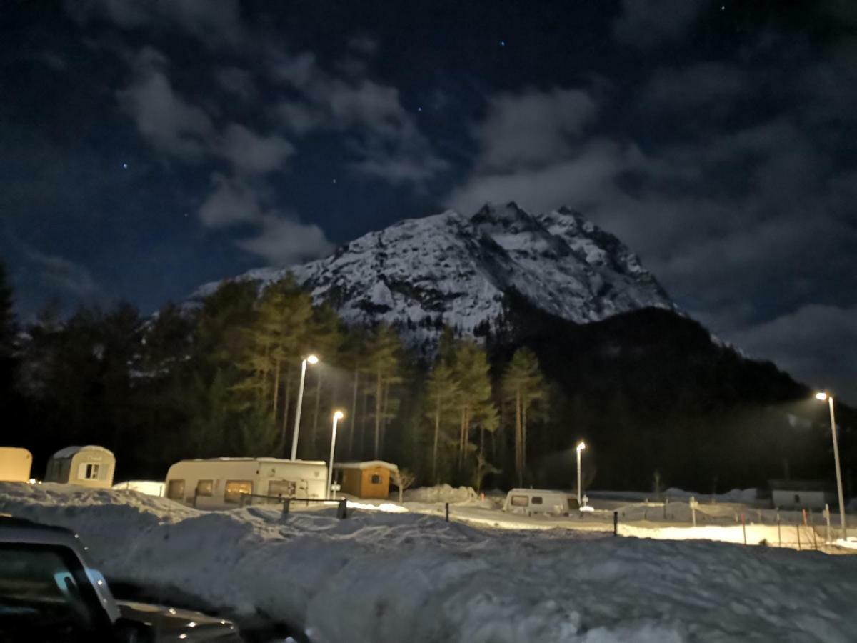 Camping Lechtal Vorderhornbach Eksteriør billede